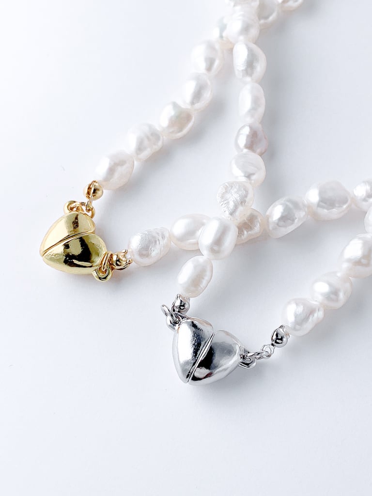 Magnet heart & Pearl neck