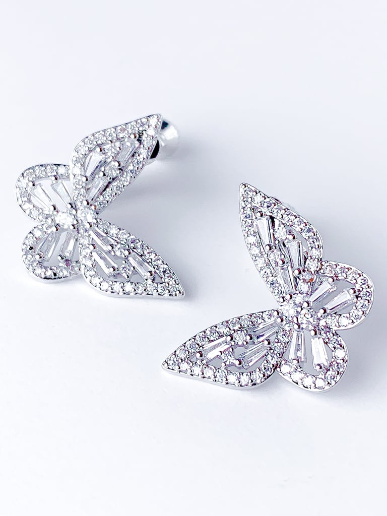 Crystal Butterfly (M size）イヤリングVer.
