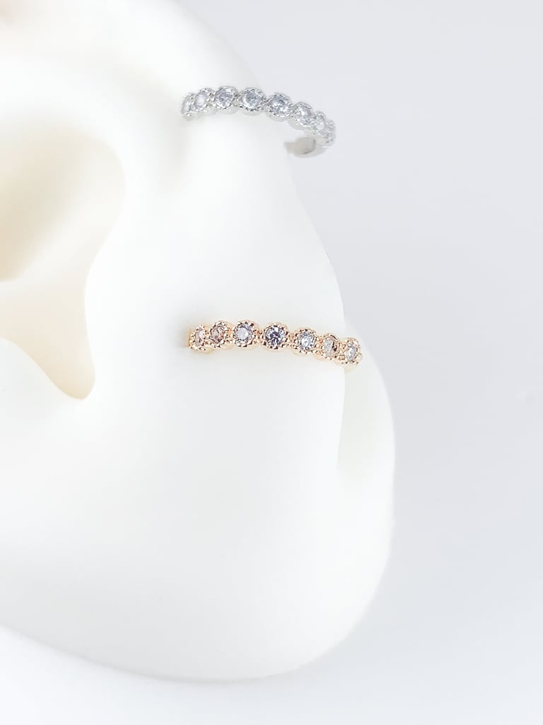 8 crystal hoop ring