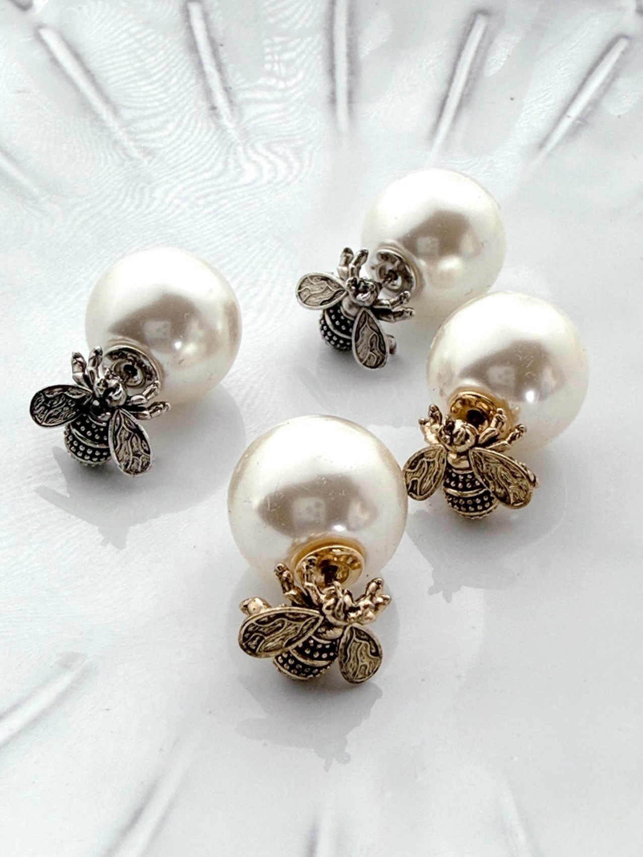 Bee pearl sand