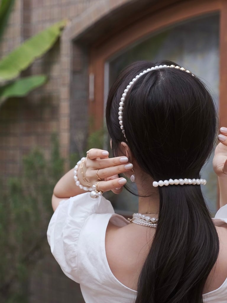 Pearl long hair clip