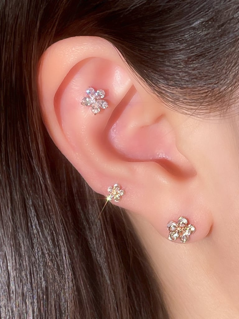 Petit crystal flower  M (金属アレルギー対応)