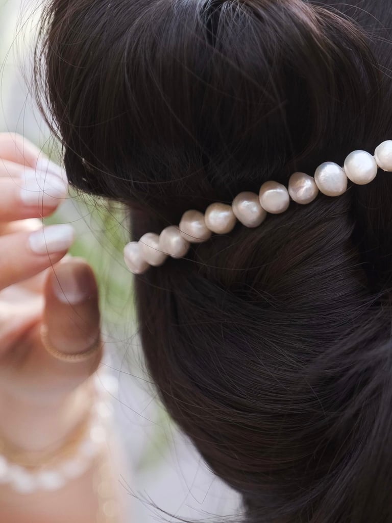 Pearl long hair clip