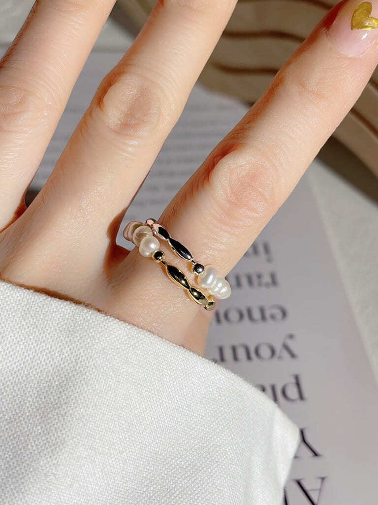 Half F.pearl ring（Silver 925* 淡水真珠)