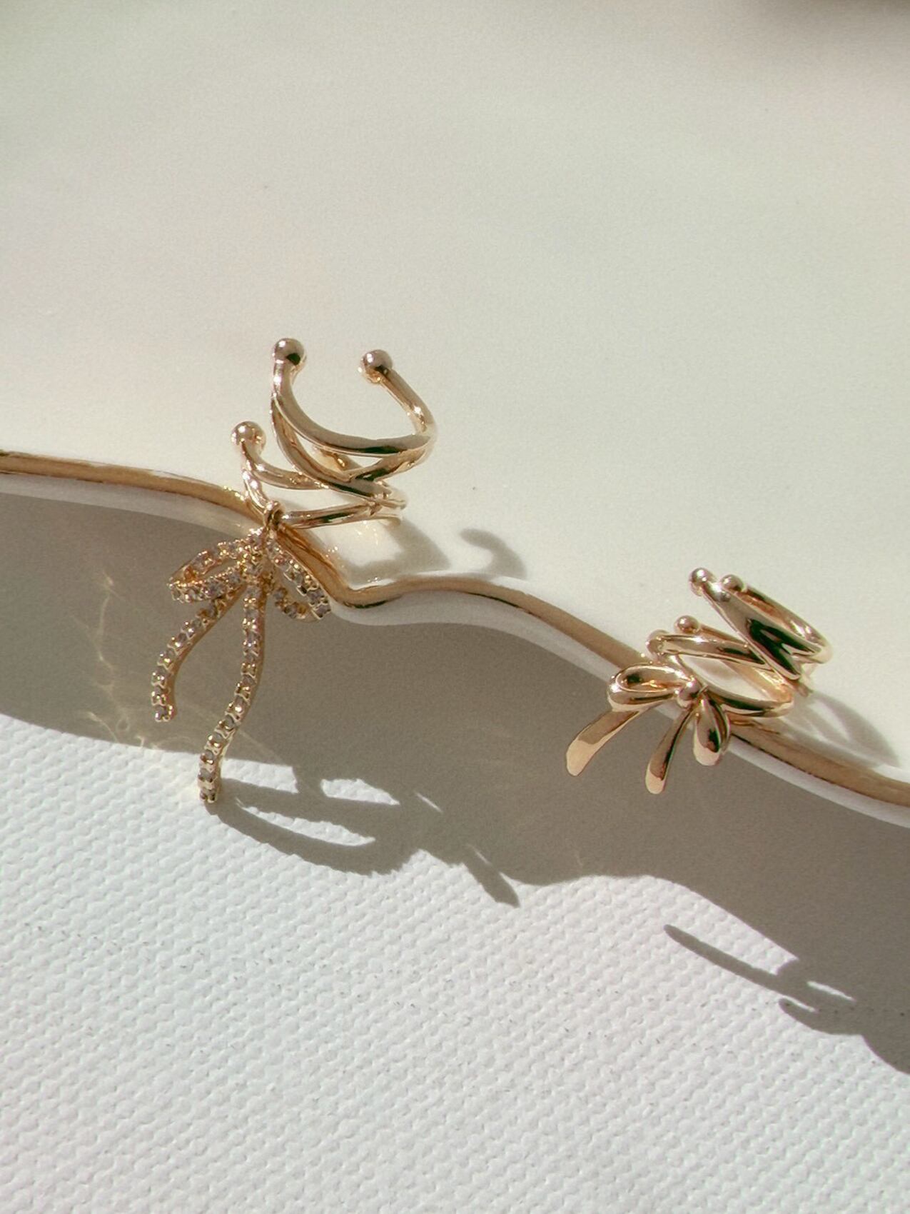 Crystal ribbon cuff(イヤーカフ)