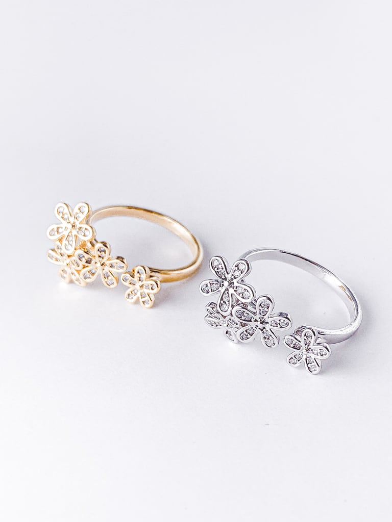 4 flower ring