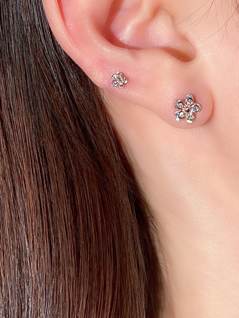 Petit crystal flower  M (金属アレルギー対応)