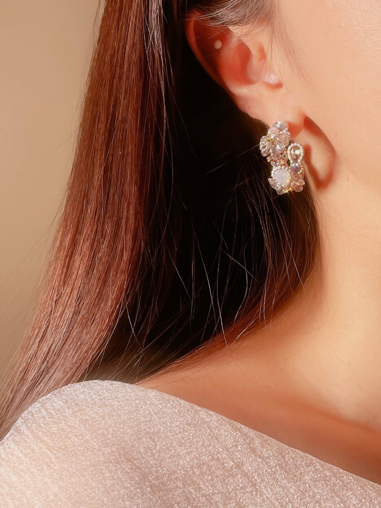Crystal flower ring
