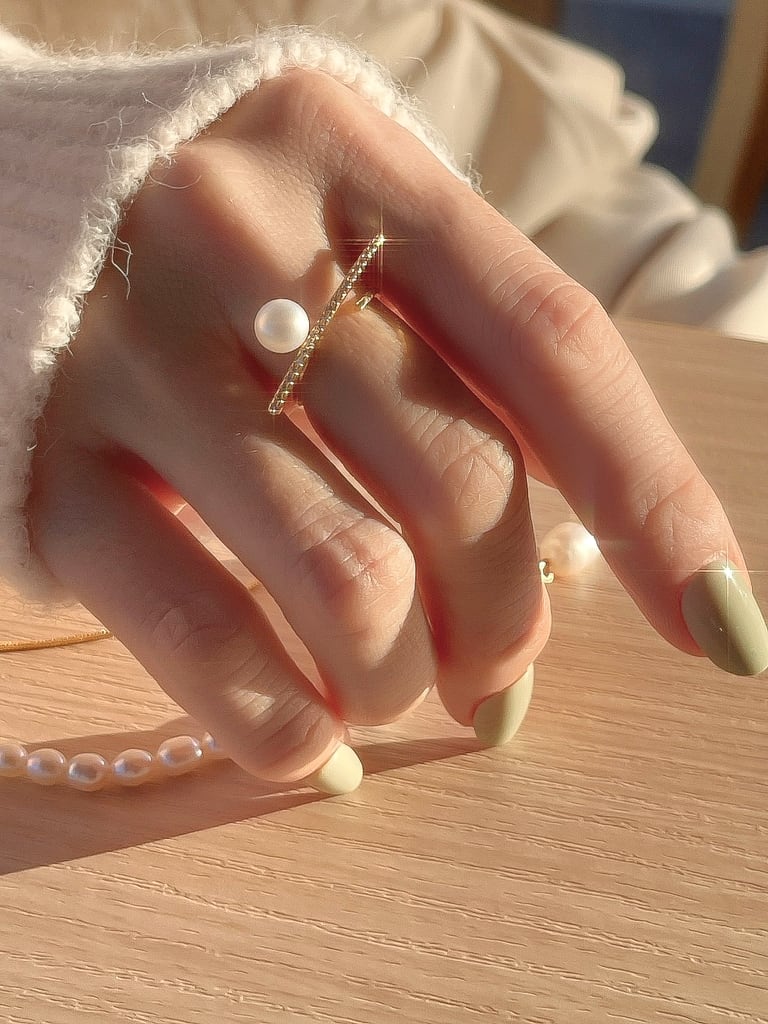 Stick pearl ring