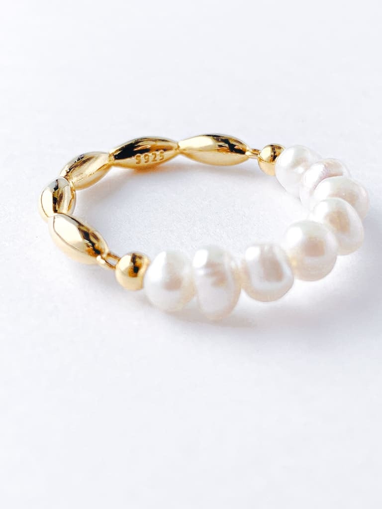 Half F.pearl ring（Silver 925* 淡水真珠)