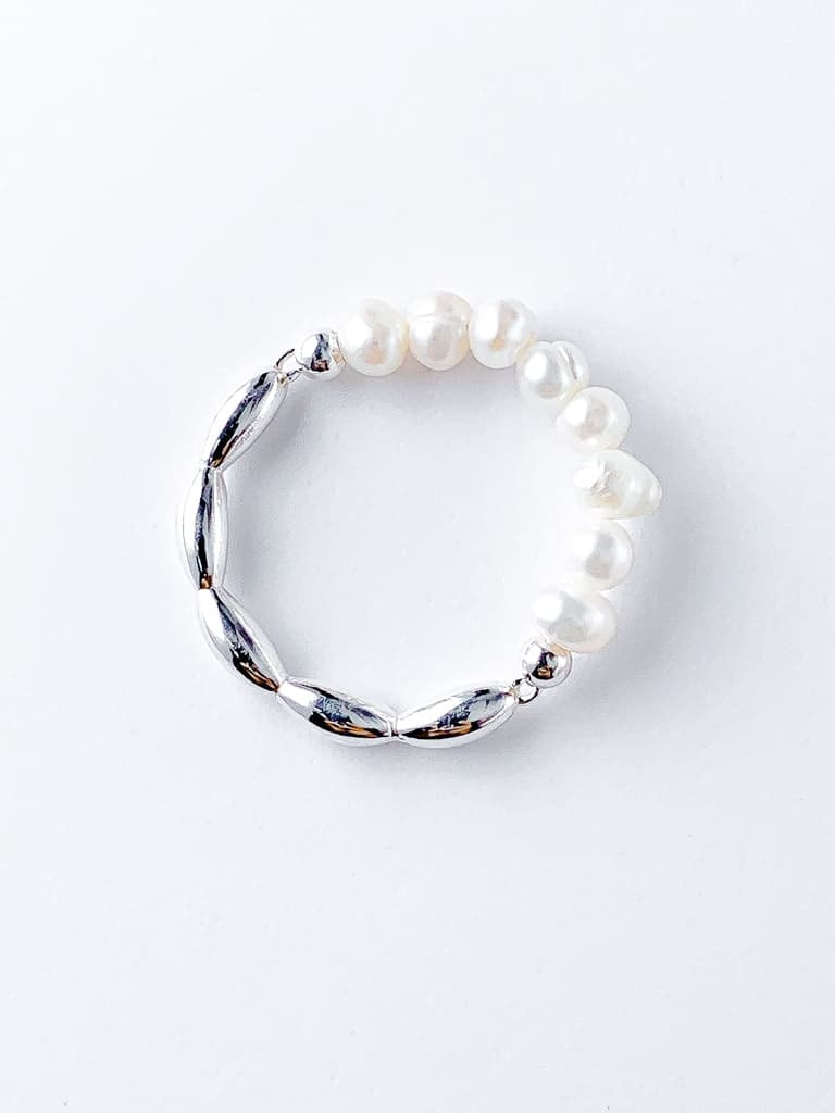 Half F.pearl ring（Silver 925* 淡水真珠)
