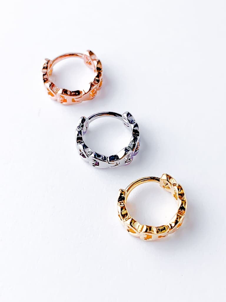 4 heart ring