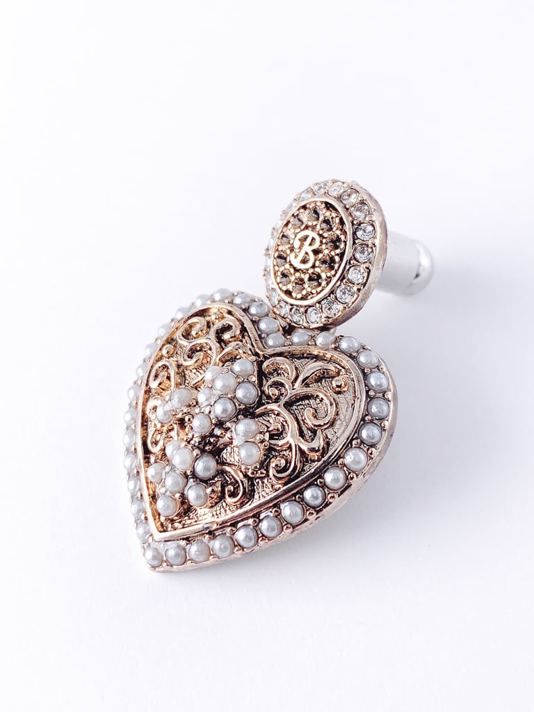 Heart crest（ブローチ）