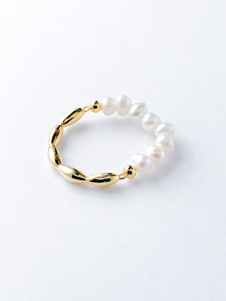 Half F.pearl ring（Silver 925* 淡水真珠)