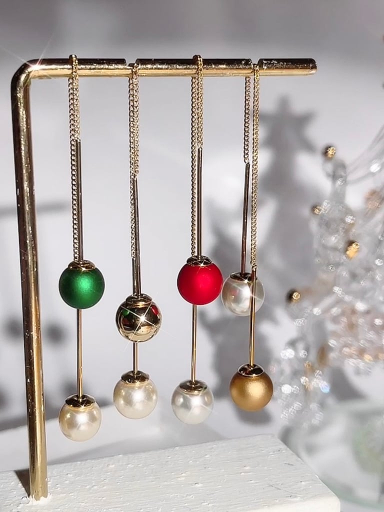 Pearl & golden ball