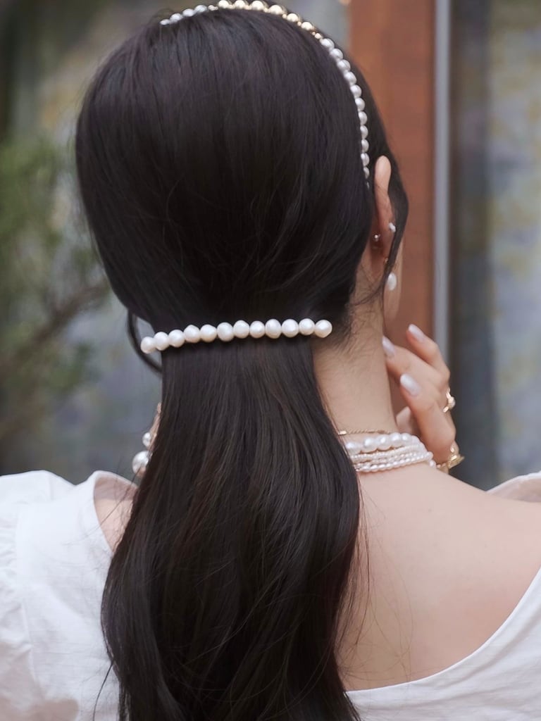 Pearl long hair clip
