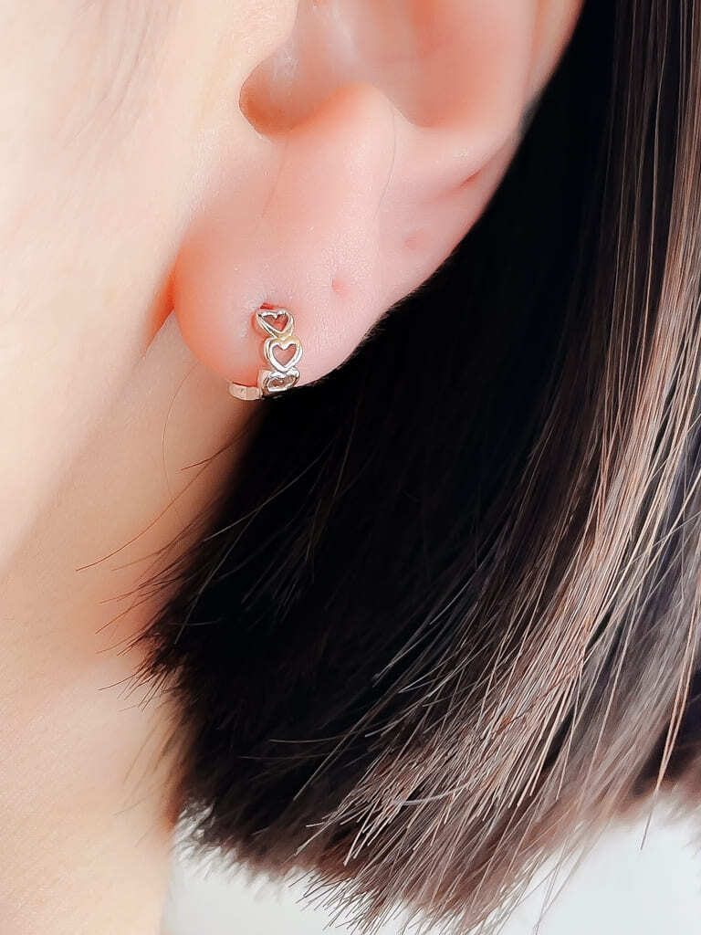 3 heart ring