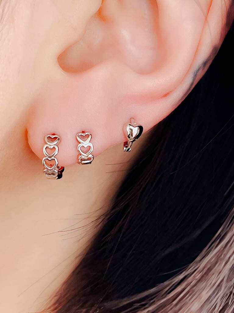 3 heart ring