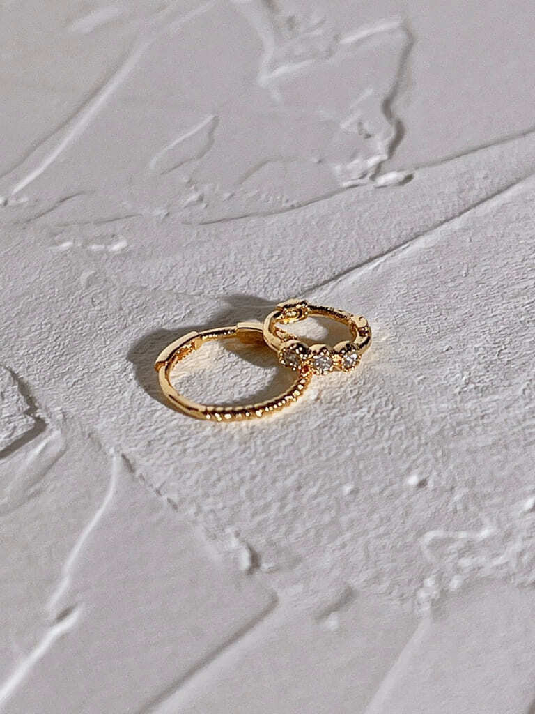 Simple ring
