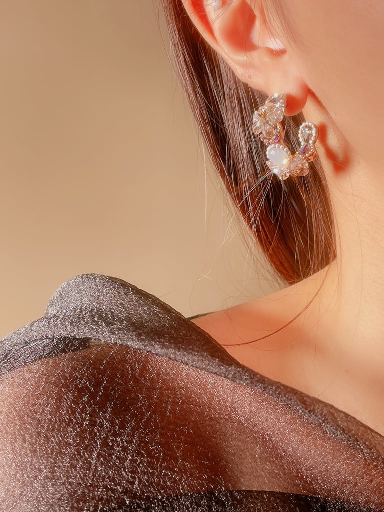 Crystal flower ring